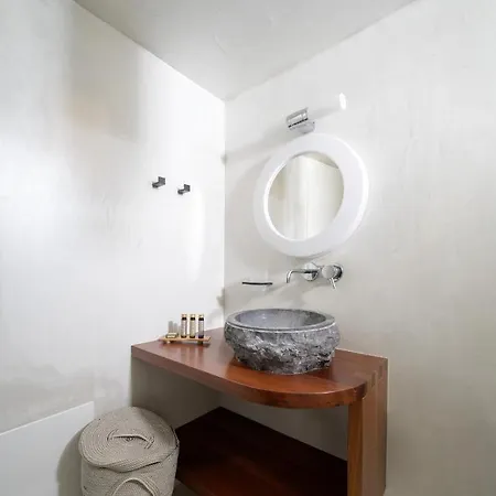 Mybozer Cave Καρτεράδος