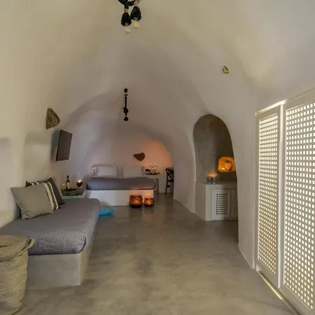 Mybozer Cave Villa *