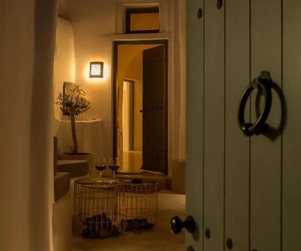 Mybozer Cave Villa Karterádos