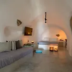 Mybozer Cave Villa
