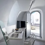 Mybozer Cave Villa
