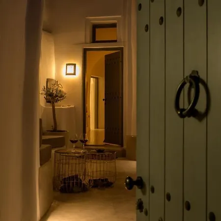 Mybozer Cave Villa Karterados (Santorini)