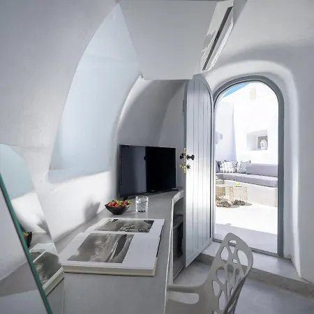 Mybozer Cave Villa