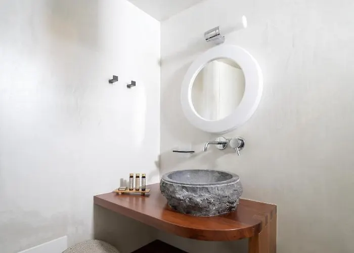 Mybozer Cave Καρτεράδος